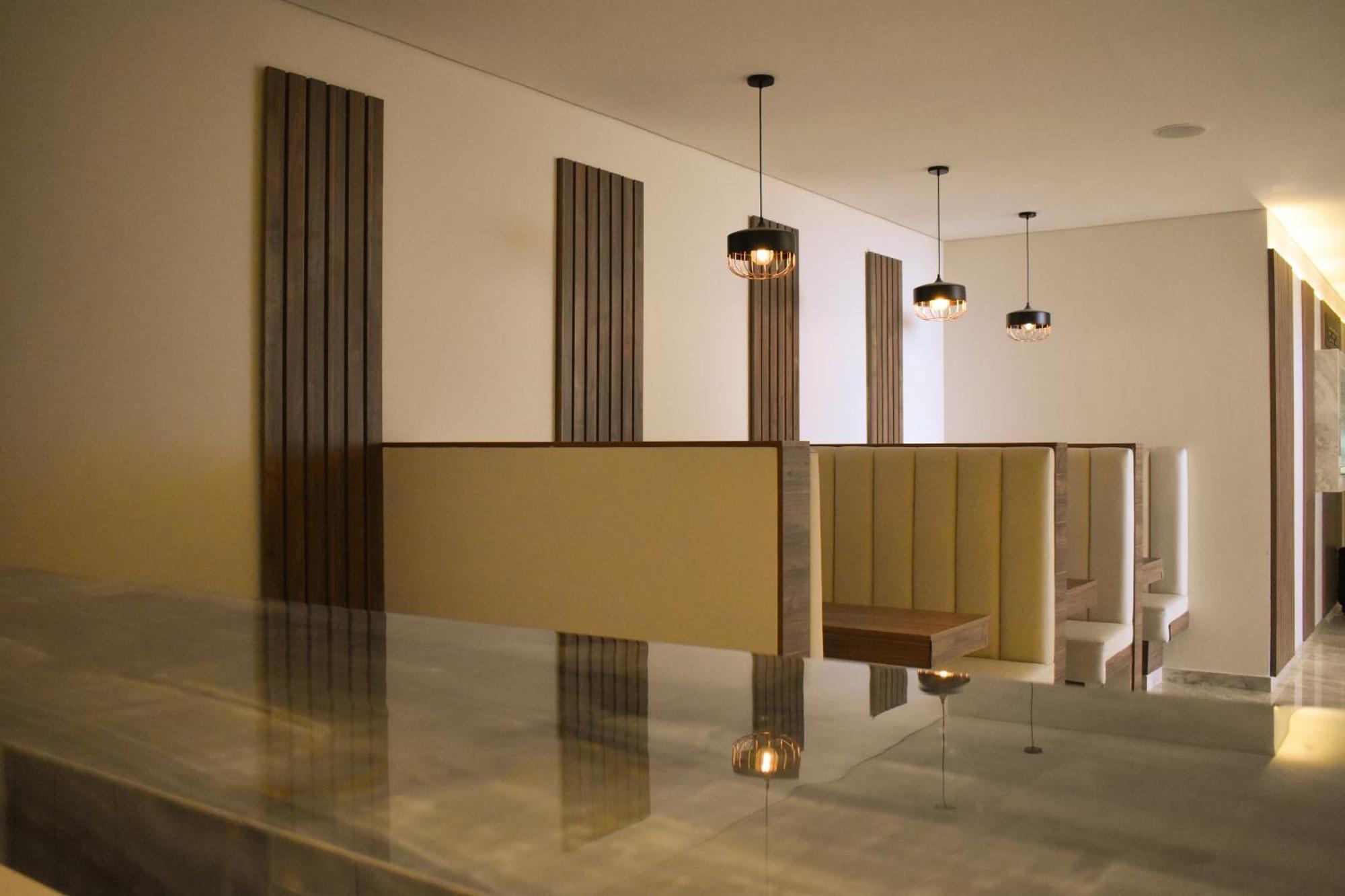 בארנקווילה Hotel Byhours Circunvalar - Adults Only מראה חיצוני תמונה